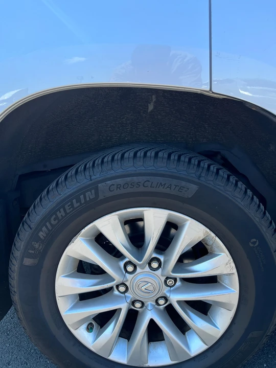 2014 Lexus GX 2nd Gen - Image 28 of 31