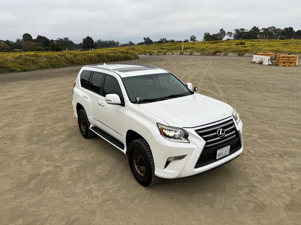 2014 Lexus GX 2nd Gen - Image 16 of 31