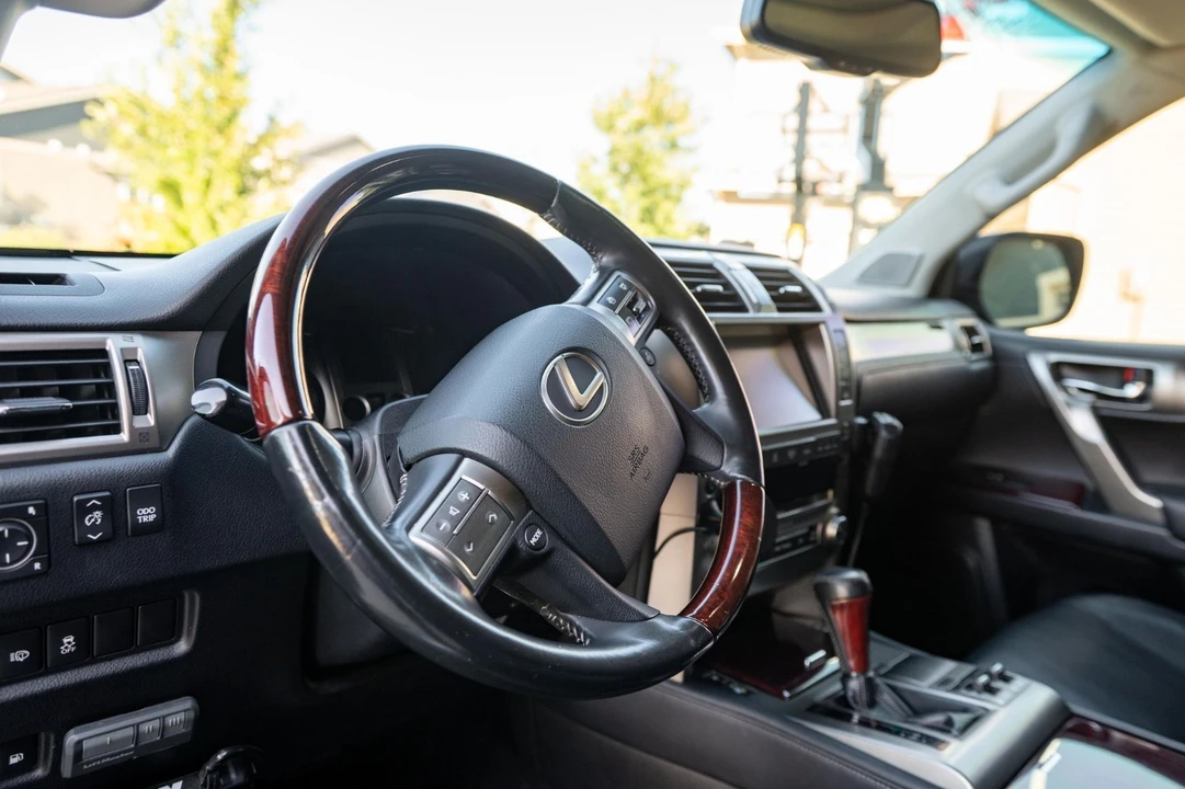 2014 Lexus GX 2nd Gen - Image 15 of 18