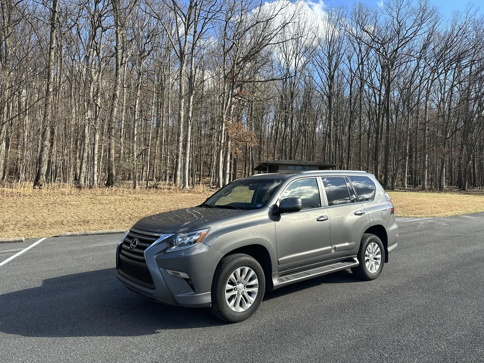 2014 Lexus GX 2nd Gen - Image 11 of 31