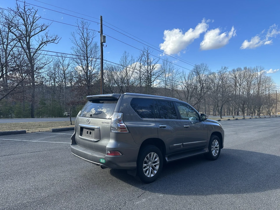 2014 Lexus GX 2nd Gen - Image 19 of 31