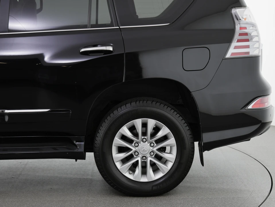 2014 Lexus GX 2nd Gen - Image 19 of 31