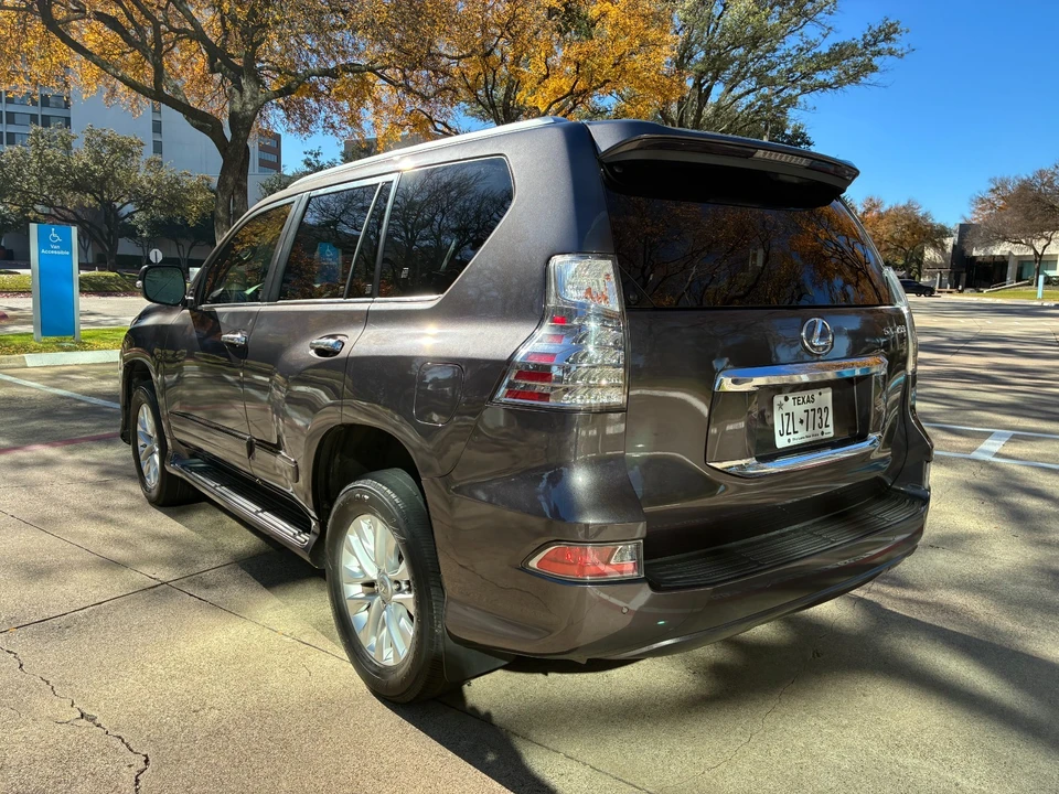 2014 Lexus GX 2nd Gen - Image 4 of 10