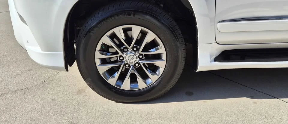 2014 Lexus GX 2nd Gen - Image 9 of 20