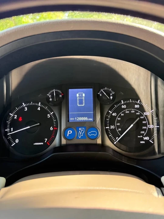 2014 Lexus GX 2nd Gen - Image 14 of 17
