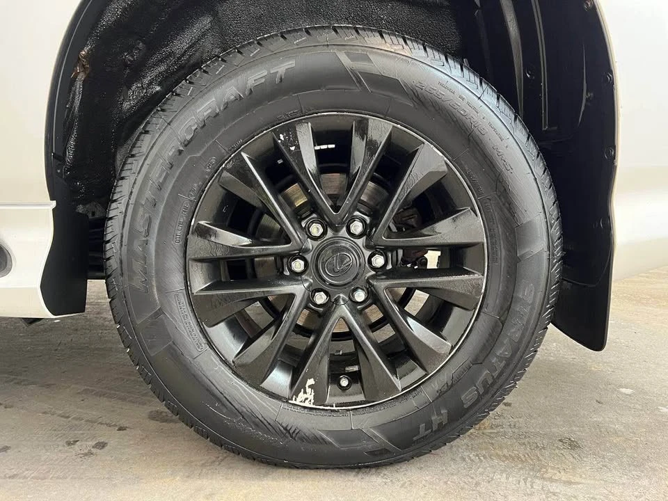 2014 Lexus GX 2nd Gen - Image 8 of 20