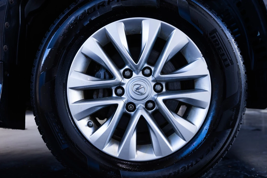 2014 Lexus GX 2nd Gen - Image 19 of 21