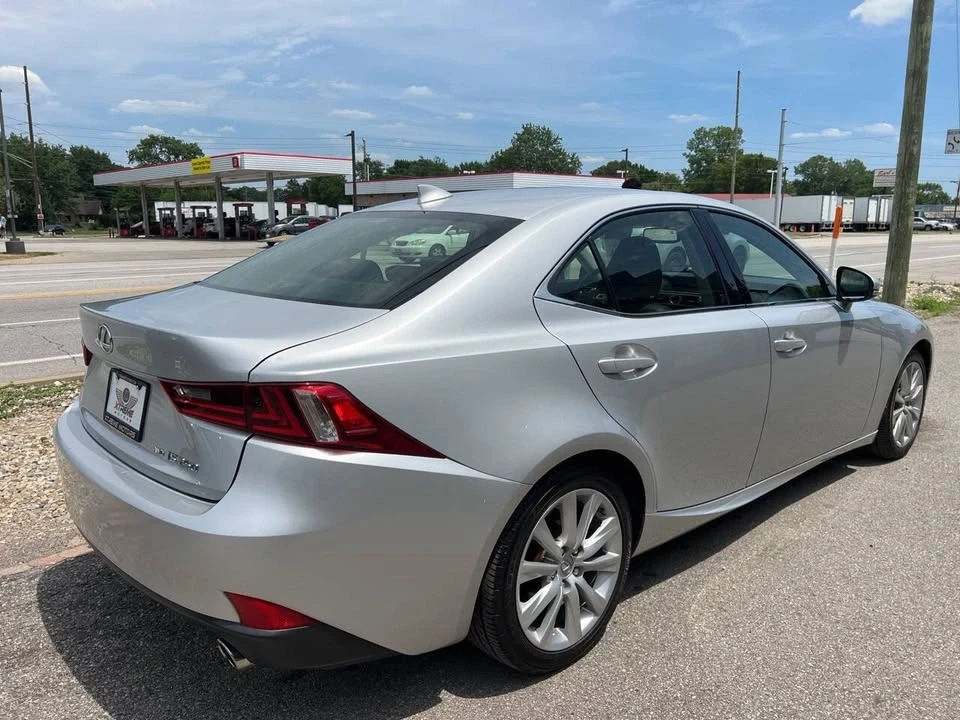 2014 Lexus IS 3rd Gen - Image 5 of 20