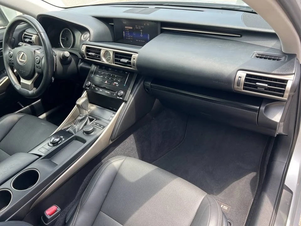 2014 Lexus IS 3rd Gen - Image 14 of 20