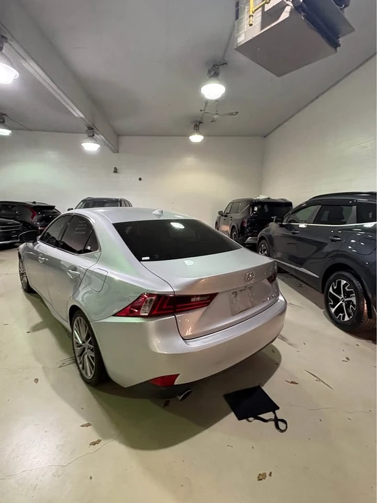 2014 Lexus IS 3rd Gen - Image 5 of 9