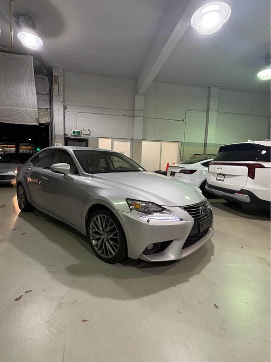 2014 Lexus IS 3rd Gen - Image 3 of 9