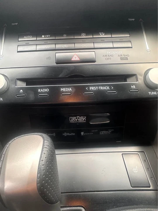2014 Lexus IS 3rd Gen - Image 11 of 14