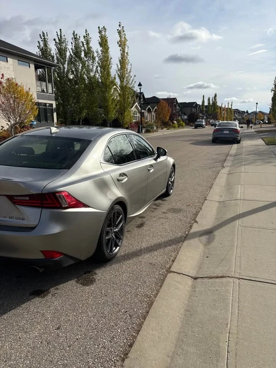 2014 Lexus IS 3rd Gen - Image 4 of 10
