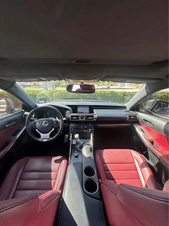 2014 Lexus IS 3rd Gen - Image 10 of 13