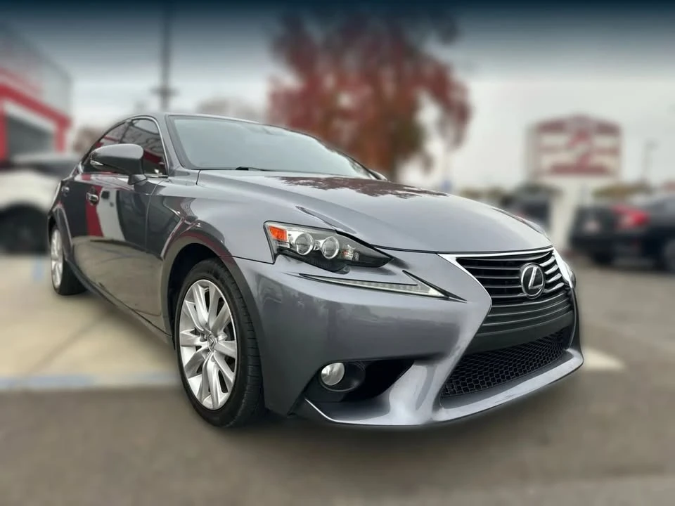 2014 Lexus IS 3rd Gen - Image 8 of 20