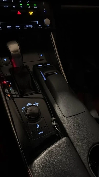 2014 Lexus IS 3rd Gen - Image 9 of 9