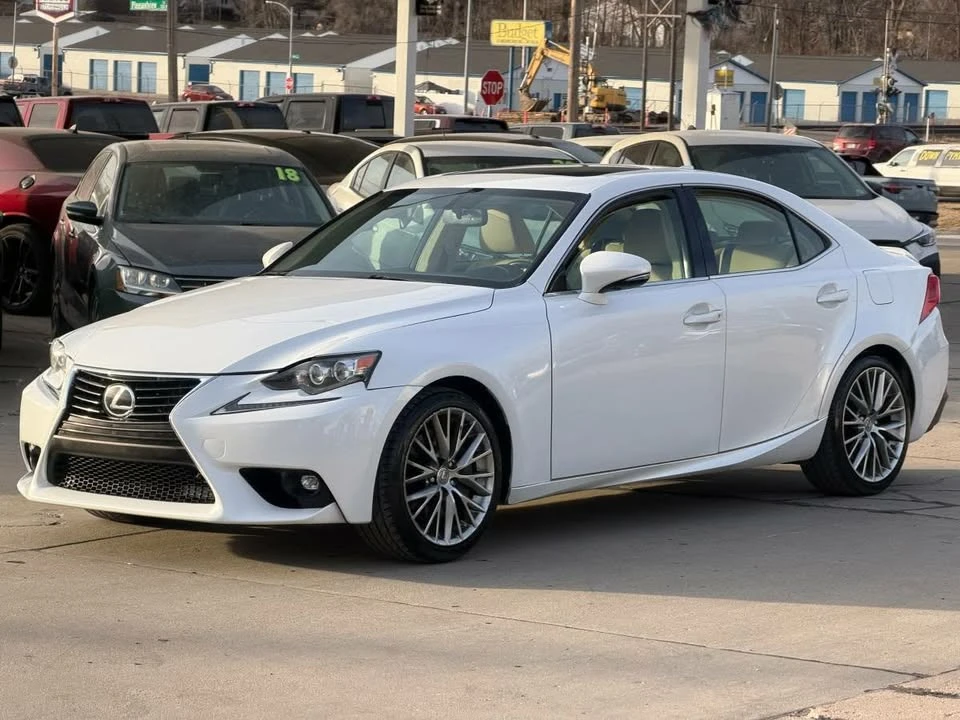 2014 Lexus IS 3rd Gen - Image 3 of 5