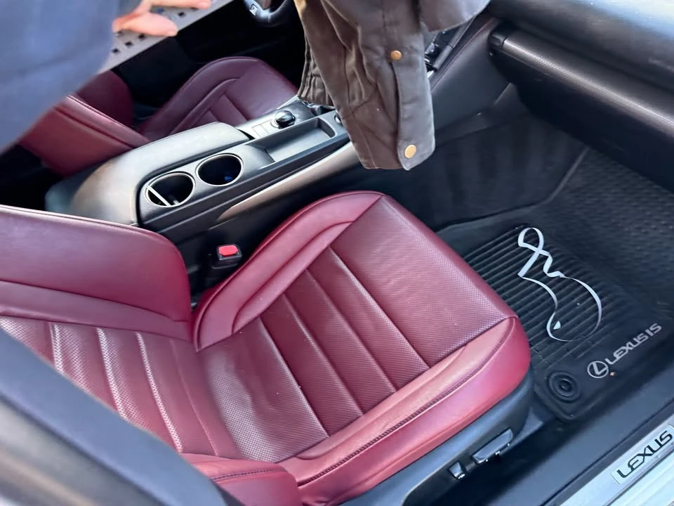 2014 Lexus IS 3rd Gen - Image 6 of 8