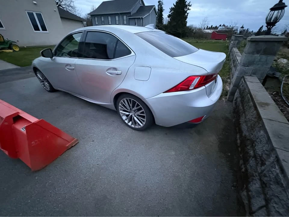 2014 Lexus IS 3rd Gen - Image 4 of 6