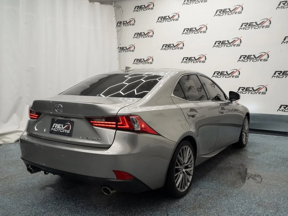 2014 Lexus IS 3rd Gen - Image 4 of 18