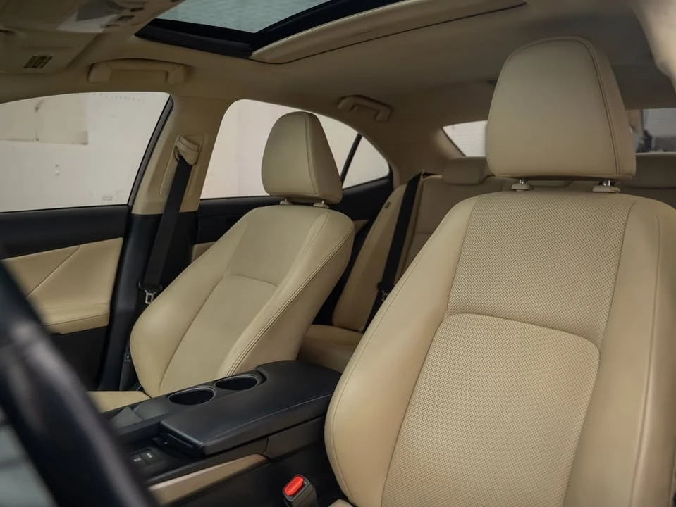 2014 Lexus IS 3rd Gen - Image 10 of 18