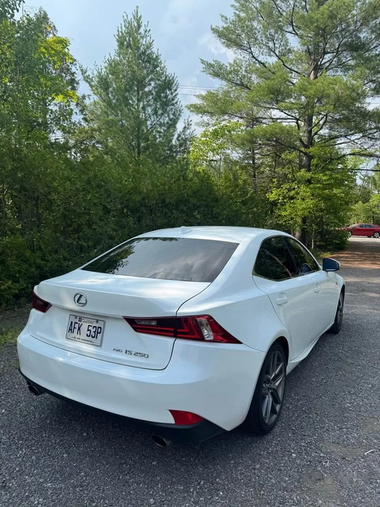2014 Lexus IS 3rd Gen - Image 4 of 9