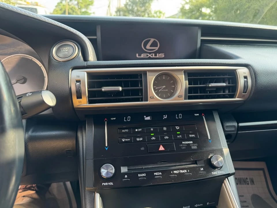 2014 Lexus IS 3rd Gen - Image 11 of 14
