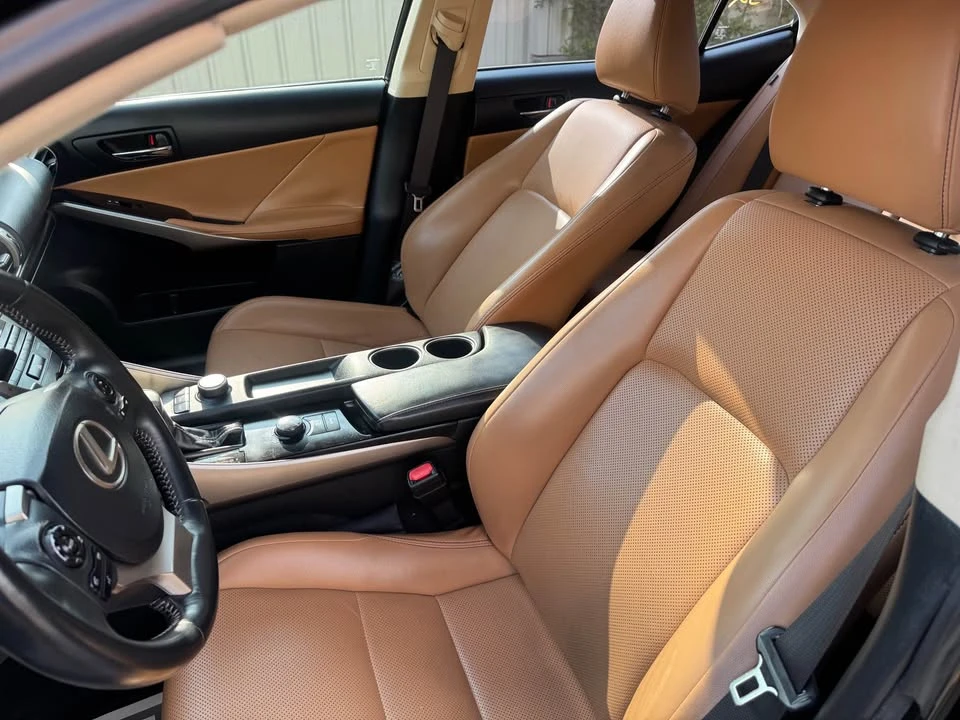 2014 Lexus IS 3rd Gen - Image 5 of 14