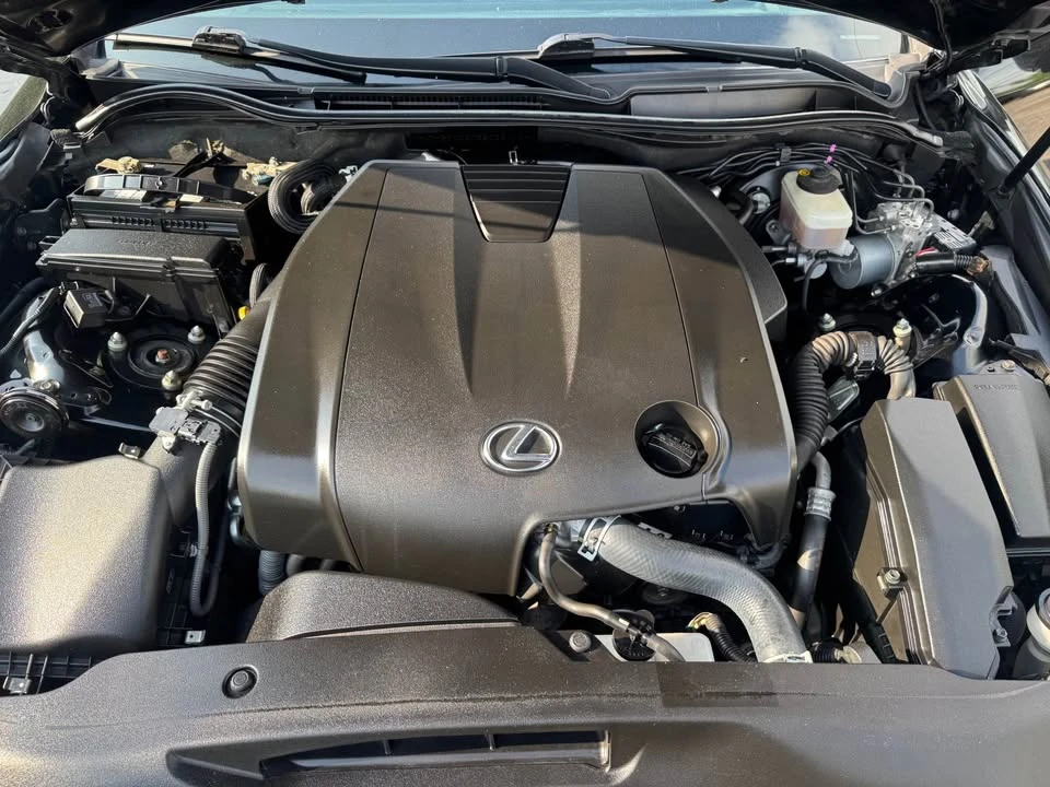2014 Lexus IS 3rd Gen - Image 10 of 14