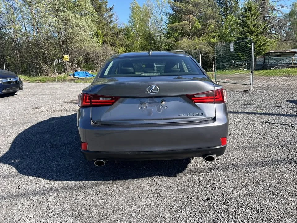 2014 Lexus IS - Image 5 of 18