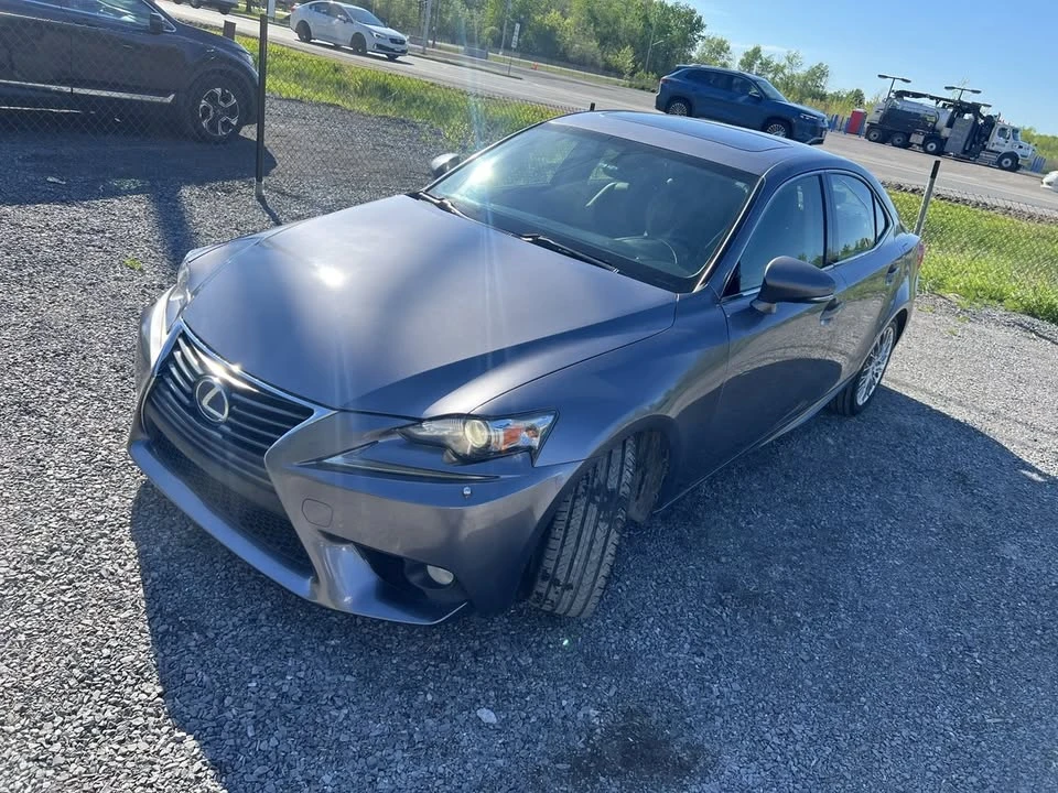 2014 Lexus IS - Image 8 of 18