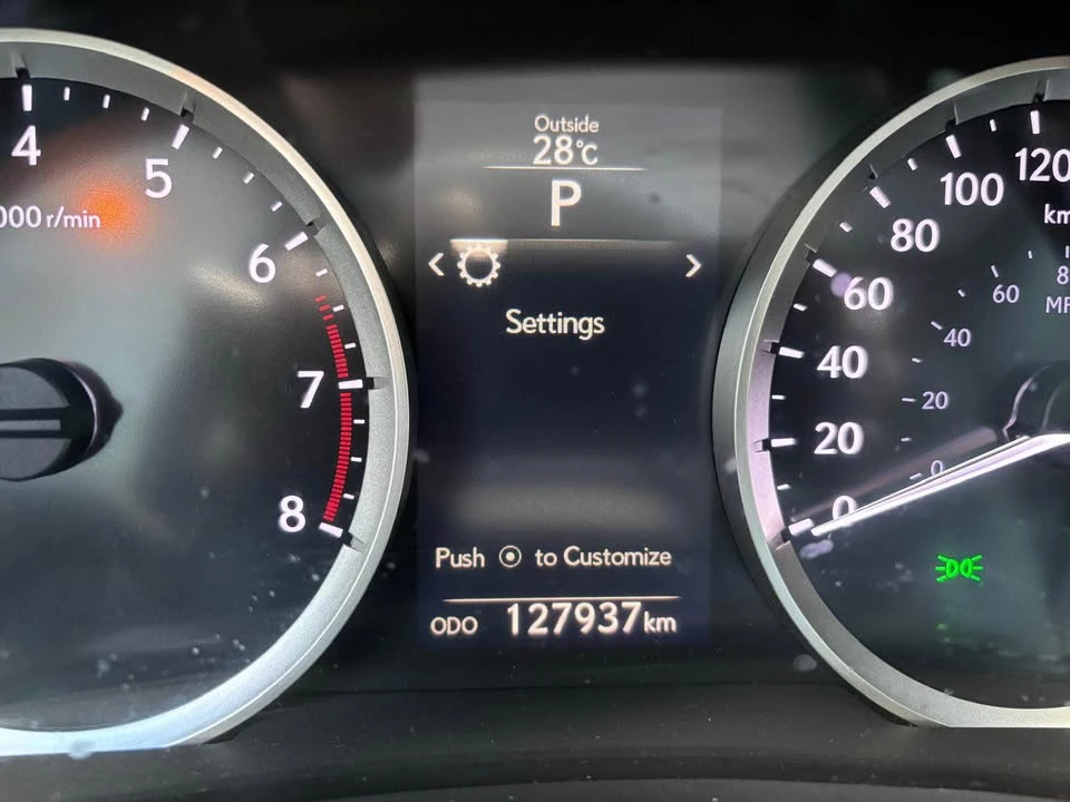 2014 Lexus IS 3rd Gen - Image 12 of 15