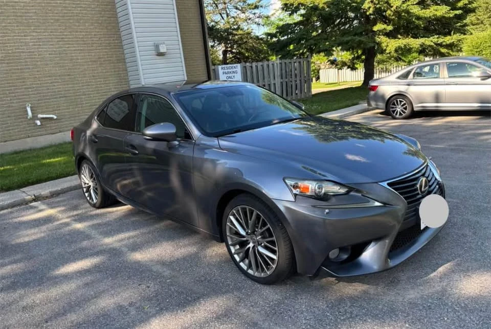 2014 Lexus IS 3rd Gen - Image 4 of 10