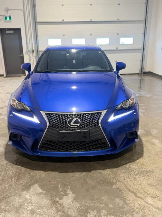 2014 Lexus IS 3rd Gen - Image 12 of 20