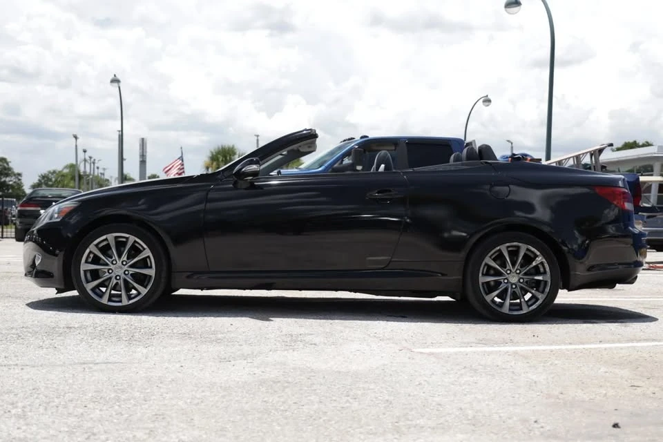 2014 Lexus IS 3rd Gen - Image 7 of 12