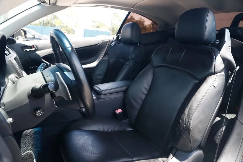 2014 Lexus IS 3rd Gen - Image 9 of 12