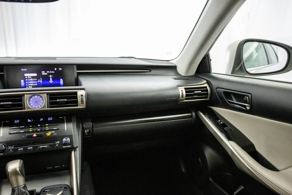 2014 Lexus IS 3rd Gen - Image 5 of 12
