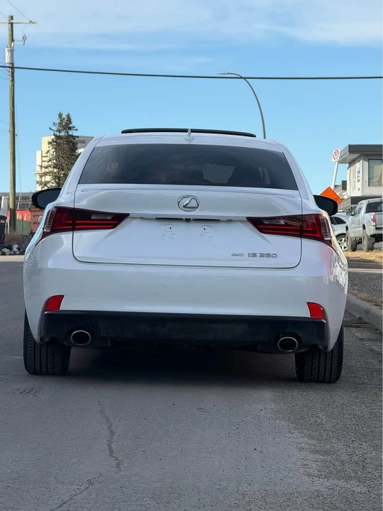 2014 Lexus IS 3rd Gen - Image 5 of 20