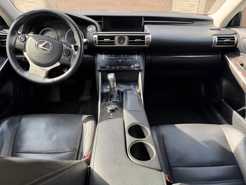 2014 Lexus IS 3rd Gen - Image 5 of 5