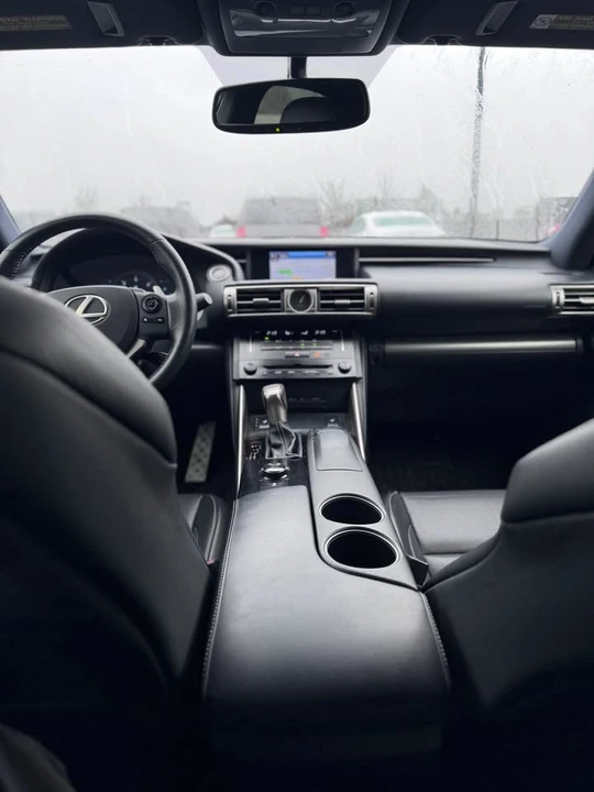 2014 Lexus IS 3rd Gen - Image 17 of 19