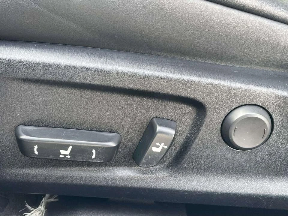 2014 Lexus IS 3rd Gen - Image 18 of 20