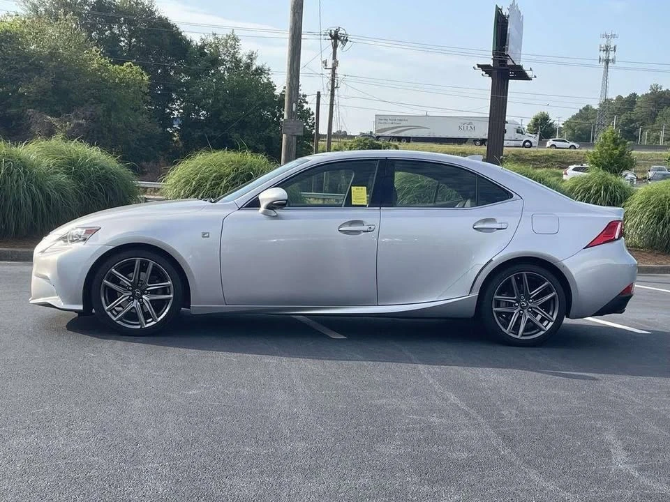 2014 Lexus IS 3rd Gen - Image 4 of 20