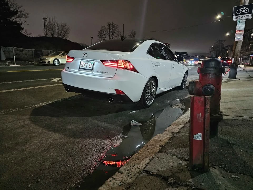 2014 Lexus IS 3rd Gen - Image 10 of 20