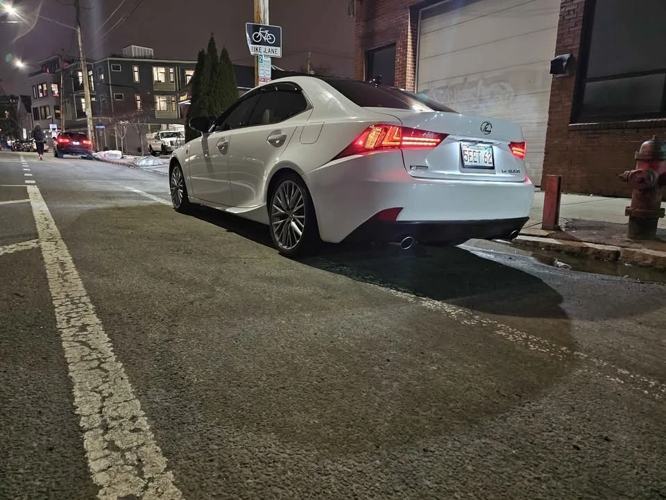 2014 Lexus IS 3rd Gen - Image 11 of 20