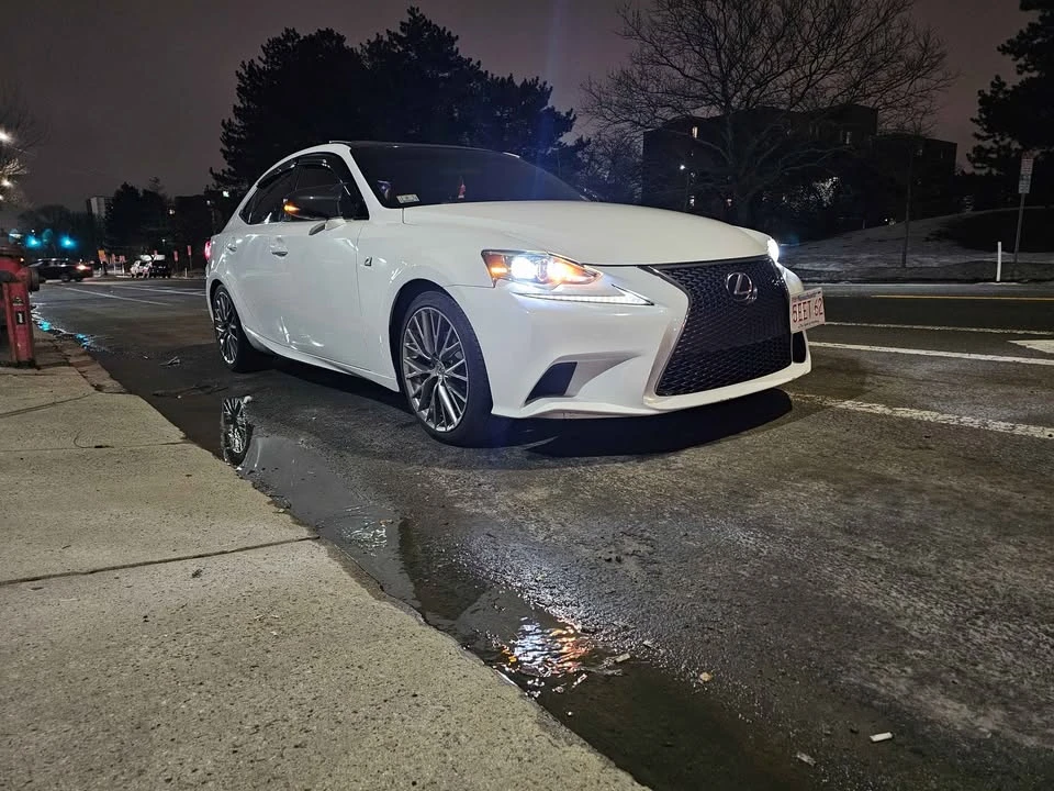 2014 Lexus IS 3rd Gen - Image 8 of 20