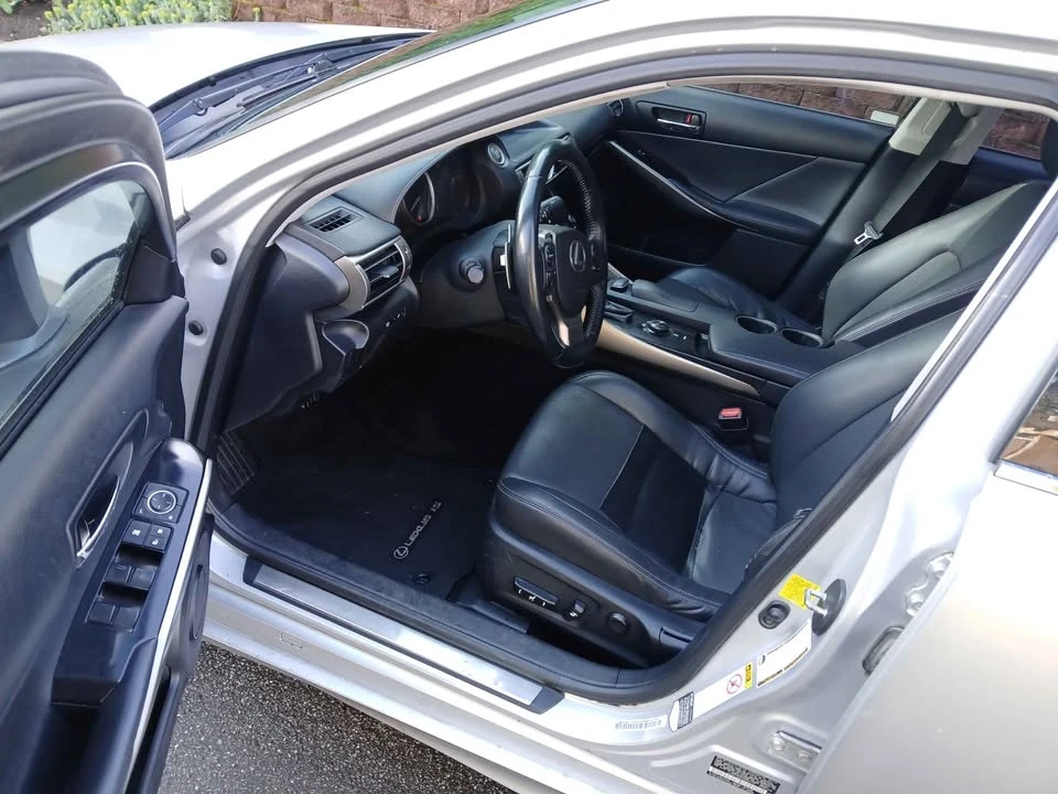2014 Lexus IS 3rd Gen - Image 7 of 15