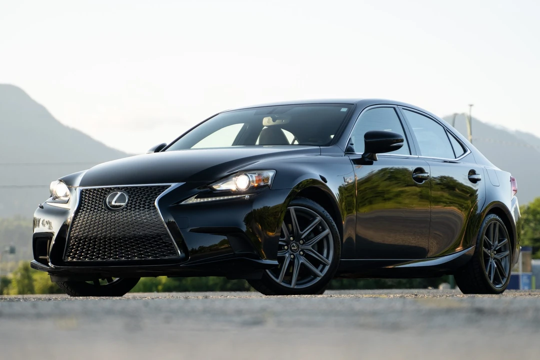2014 Lexus IS 3rd Gen - Image 3 of 31