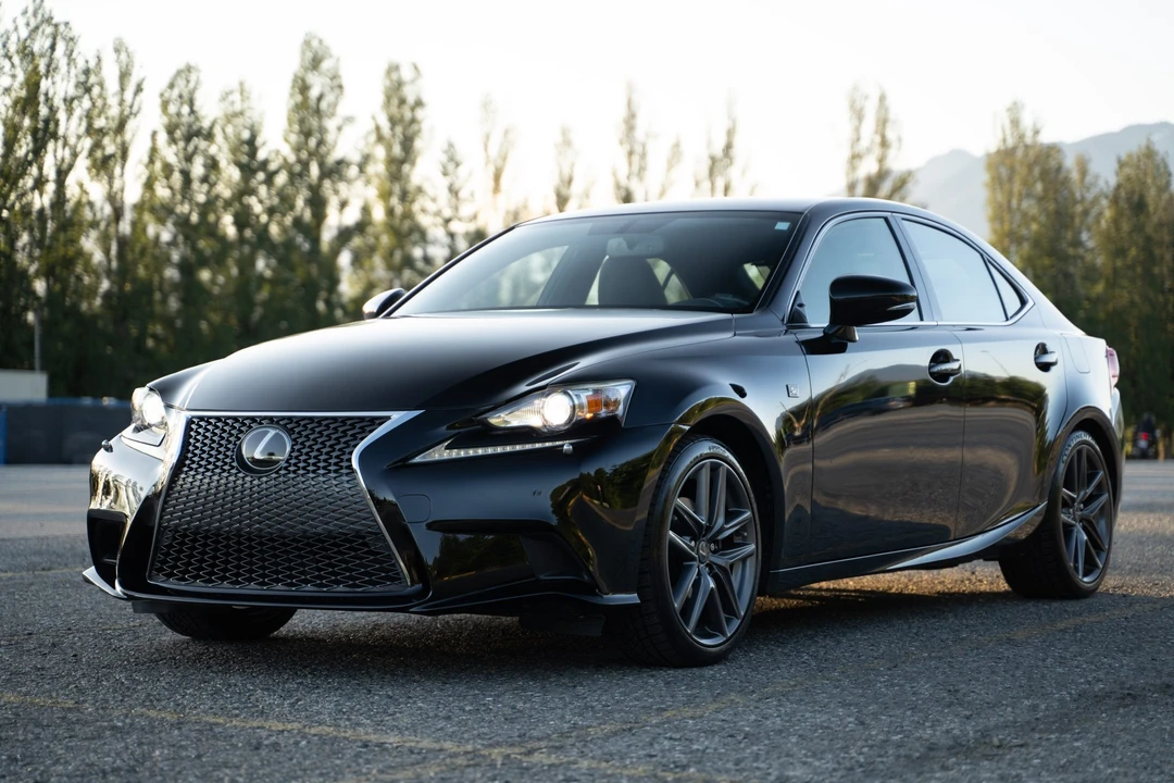 2014 Lexus IS 3rd Gen - Image 6 of 31