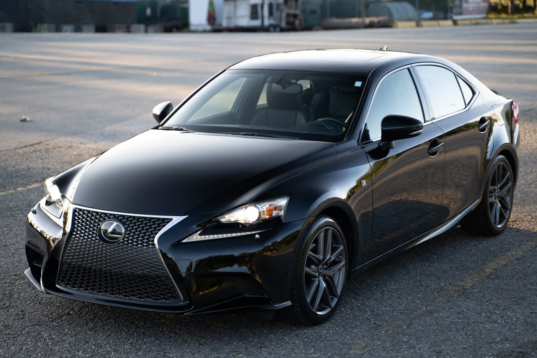 2014 Lexus IS 3rd Gen - Image 8 of 31
