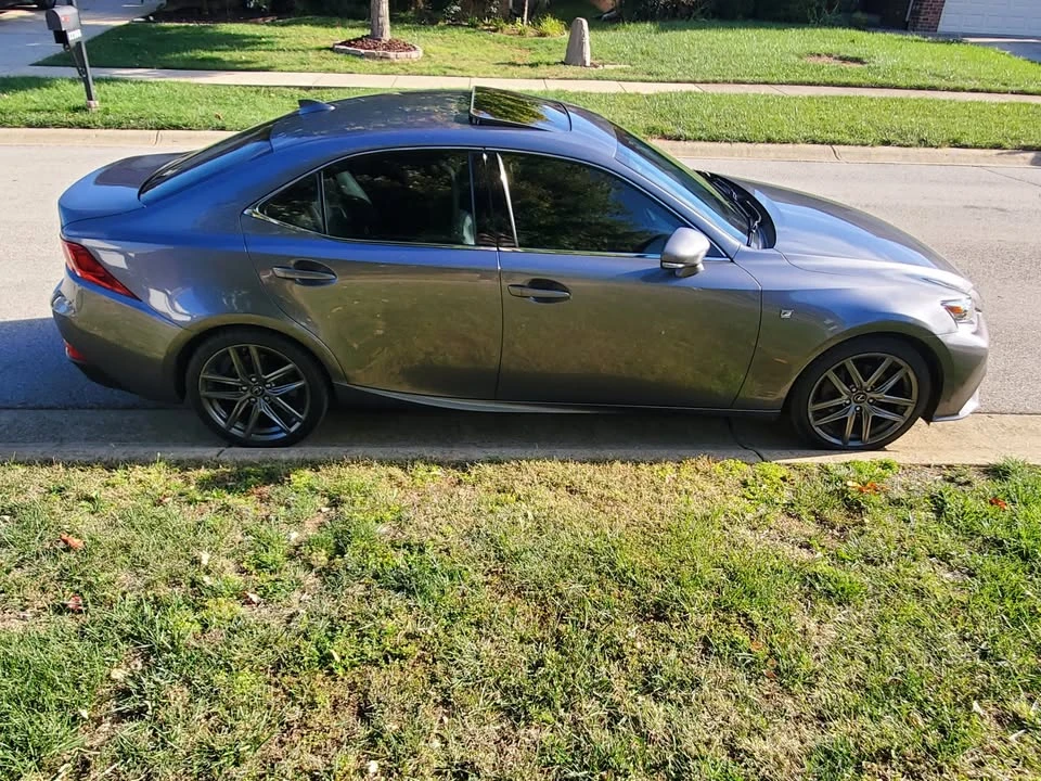 2014 Lexus IS 3rd Gen - Image 4 of 12